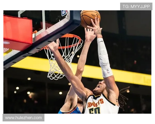 霍勒迪突破妙传助攻穆雷空位三分稳稳命中点燃全场激情时刻瞬间爆