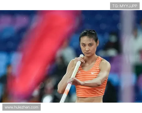 全运会背后揭秘新华社记者如何捕捉泳池精彩瞬间与出图过程